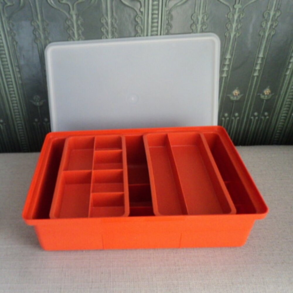 Tupperware craft organizer